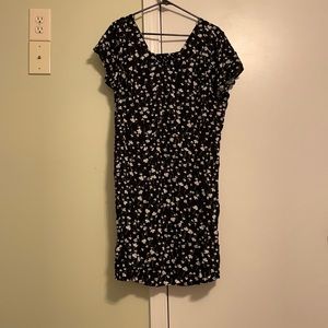 Floral dress with elastic back